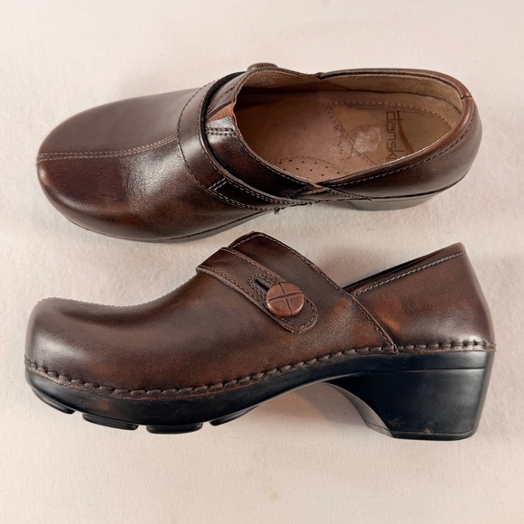 Dansko Shoes - Dansko Solstice Leather Button Strap Slip On Clog Shoe in Brown Size 7 or 37